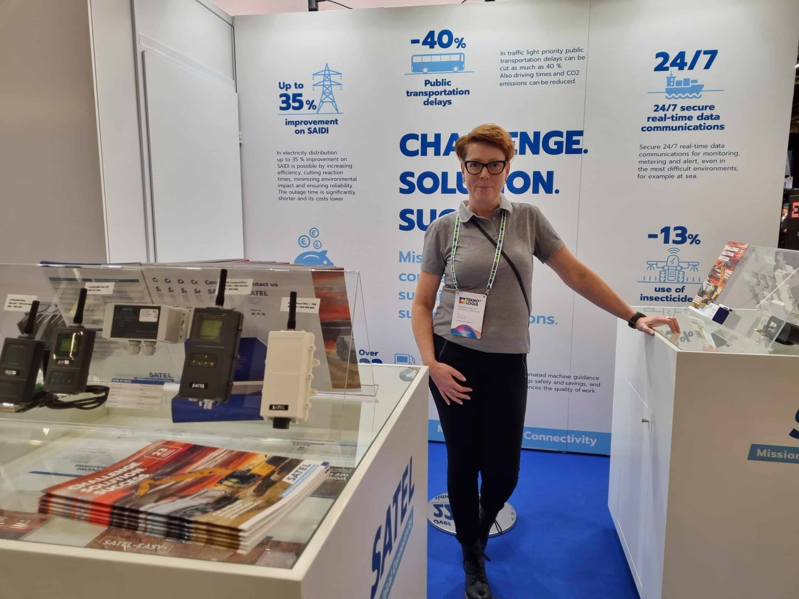 Kuva messuosastosta.